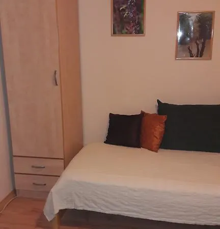 아파트 Vecsey Apartman *