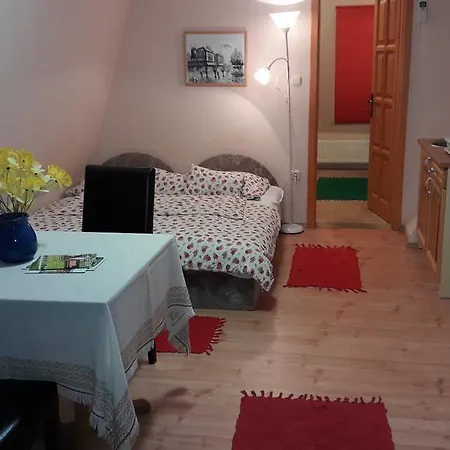 Vecsey Apartman 에게르