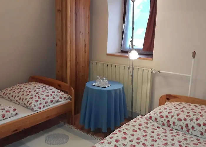 Lägenhet Vecsey Apartman *